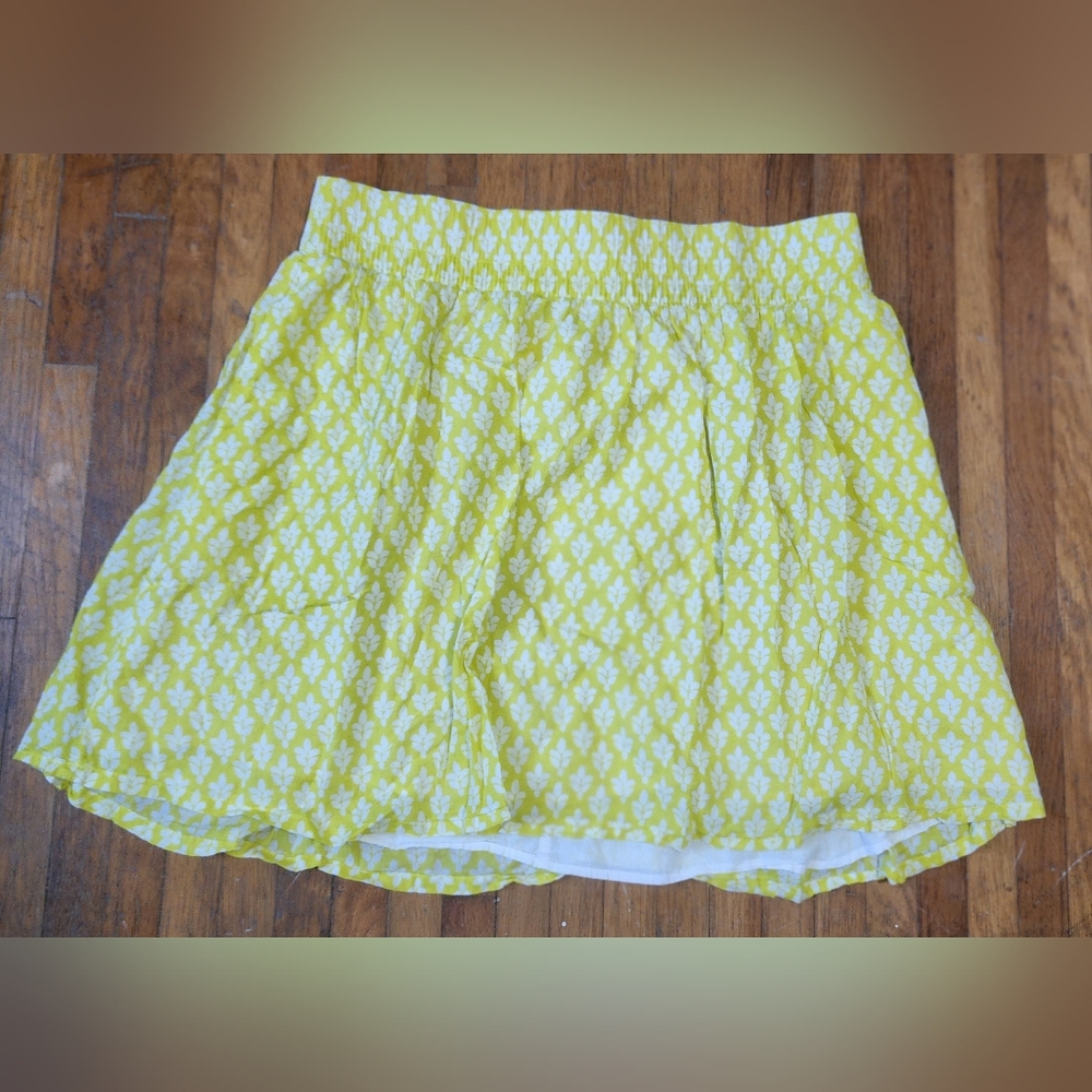 Old Navy skirt WITH POCKETS!!! Size Large